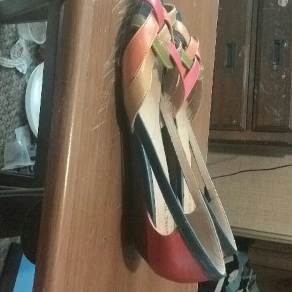 Sandals - Picture 2 of 2